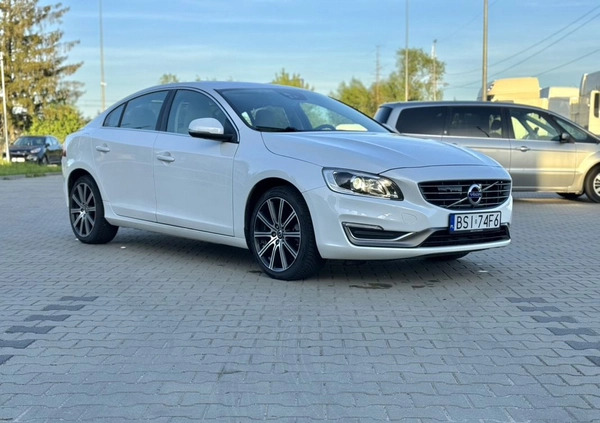Volvo S60 cena 62000 przebieg: 177235, rok produkcji 2017 z Syców małe 407